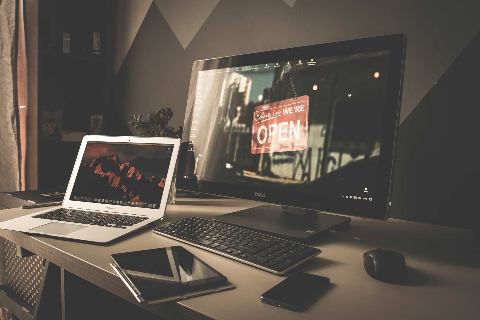 Webfejlesztés, Webdesign és Alkalmazásfejlesztés